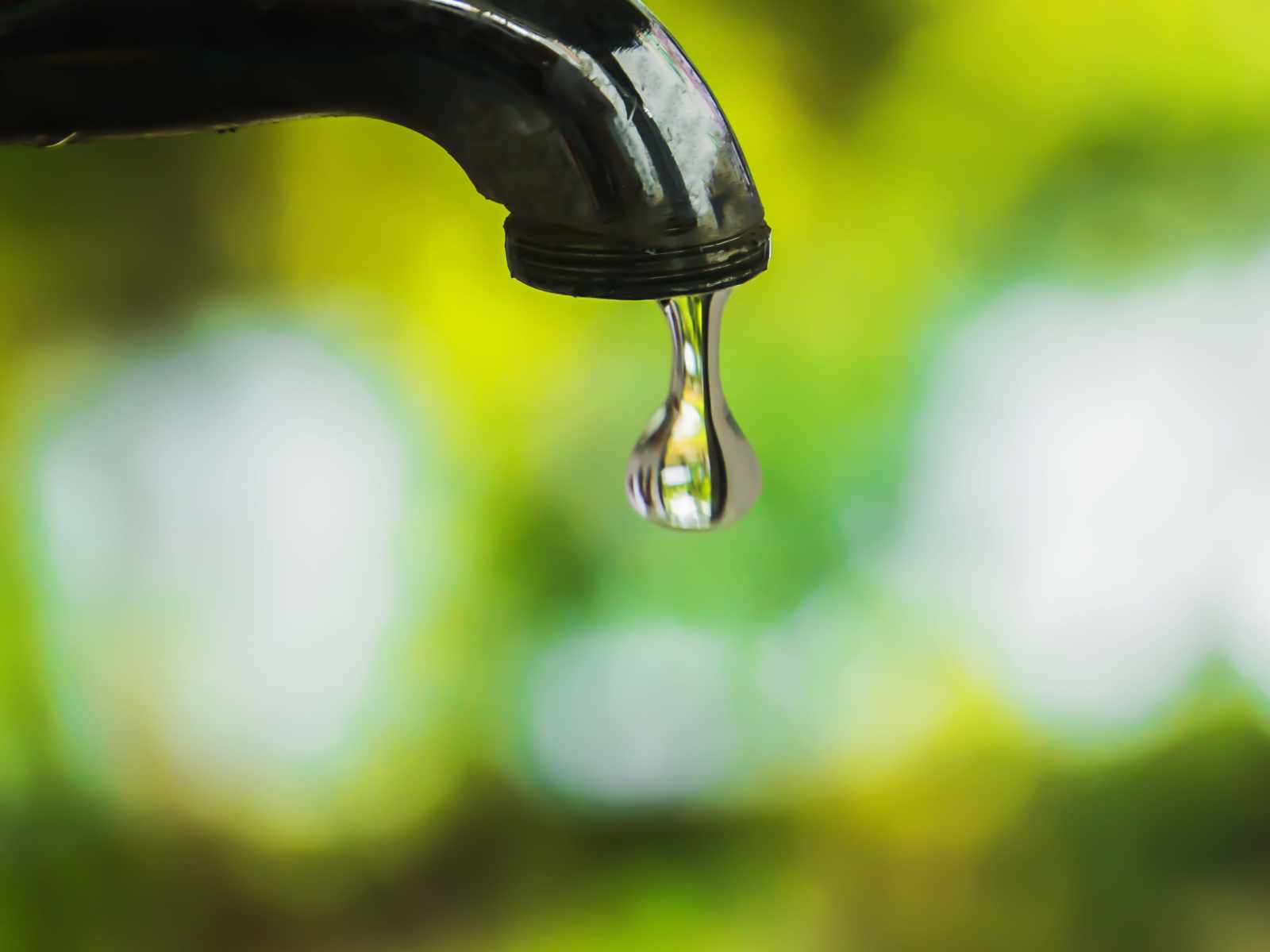 Tropfender Wasserhahn