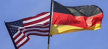 Flagge von den Vereinigen Staaten und Deutschland