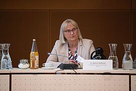 Parlamentarische Staatssekretärin Dr. Bettina Hoffmann 