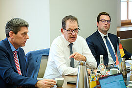 Generaldirektor von UNIDO und Bundesumweltminister Carsten Schneider