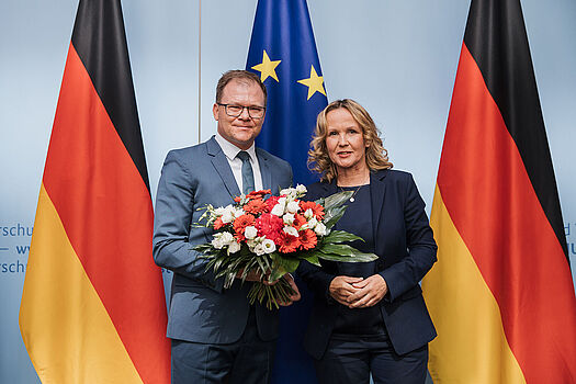 Amtsübergabe: Carsten Schneider und Steffi Lemke