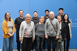 Gruppenbild mit der Parlamentarischen Staatssekretärin Bettina Hagedorn