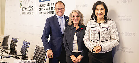 Bundesumeltminister Schneider, Julie Dabrusin und Energieministerin Reiche bei G7 in Kanada