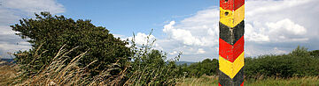 Grenzpfahl an der ehemaligen innerdeutsche Grenze