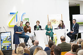 Podiumsdiskussion beim KoMoNa-Vernetzungstreffen