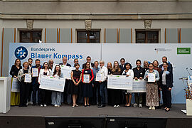Gruppenfoto der Gewinnerinnen und Gewinner