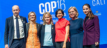 Gruppenbild mit Steffi Lemke