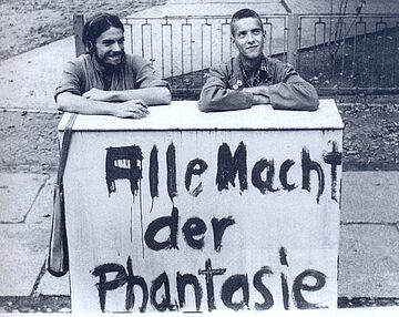 Christian Halbrock (links), Anfang der 1980er Jahre. Weitere Informationen siehe Bildunterschrift