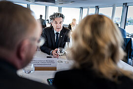 Christophe Béchu und Steffi Lemke im Gespräch