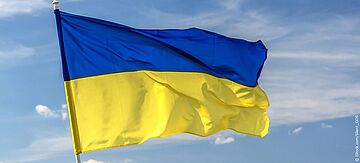 Ukraine Flagge im Wind