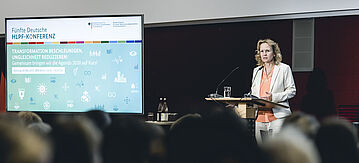 Bundesumweltministerin Steffi Lemke im Rahmen der fünften Deutschen HLPF-Konferenz