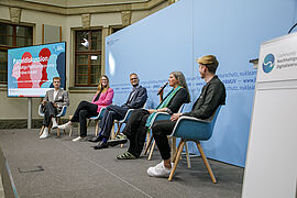 Podiumsdiskussion