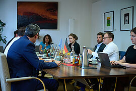 Generaldirektor von UNIDO Gerd Müller und Carsten Schneider