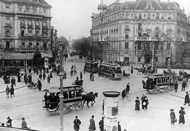 Ein Foto vom Potsdamer Platz in Berlin im Jahr 1914