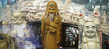 Produkte auf Elfenbein zum beispiel eine Buddhafigur in Hong Kong
