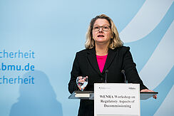 Bundesministerin Schulze beim WENRA-Workshop