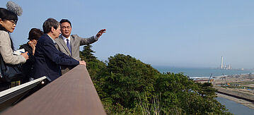 Hendricks in Fukushima