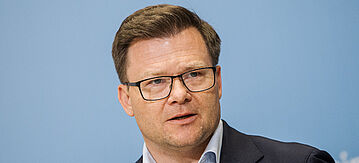 Carsten Schneider